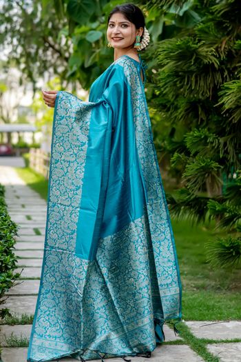 Raw Silk Woven Border Saree SR05800410