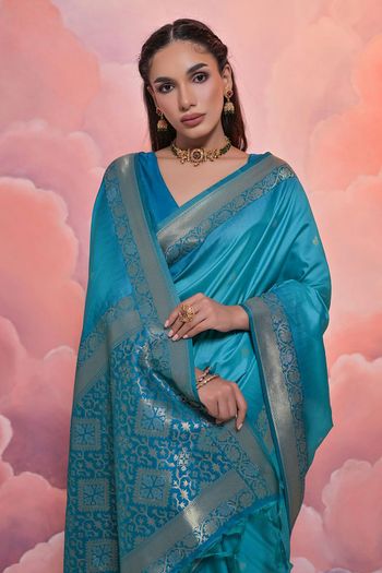 Soft Silk Woven Saree SR05800235