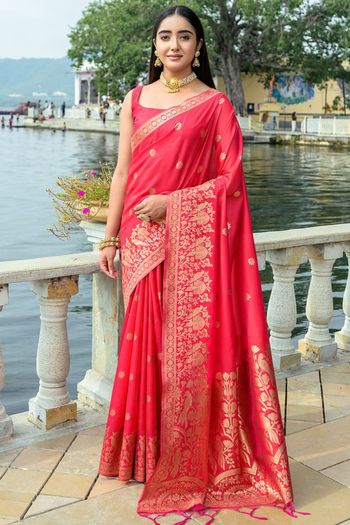 Soft Silk Zari Woven Saree SR05800345