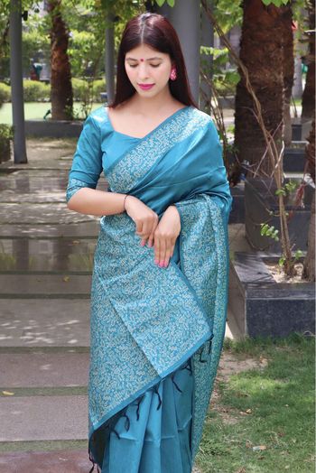 Handloom Silk Woven Saree In Blue Colour - SR5414778