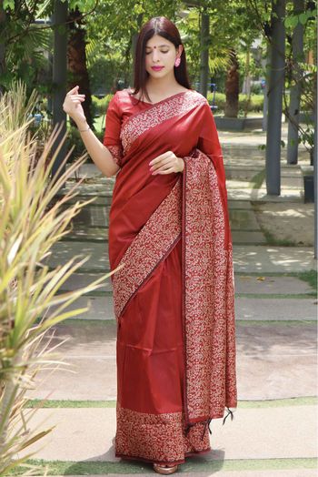 Handloom Silk Woven Saree In Red Colour - SR5414781
