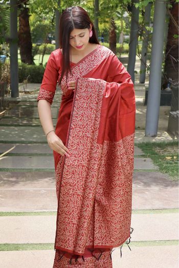 Handloom Silk Woven Saree In Red Colour - SR5414781