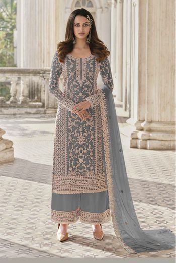 Buy Latest Women's Pakistani Salwar Suits Online