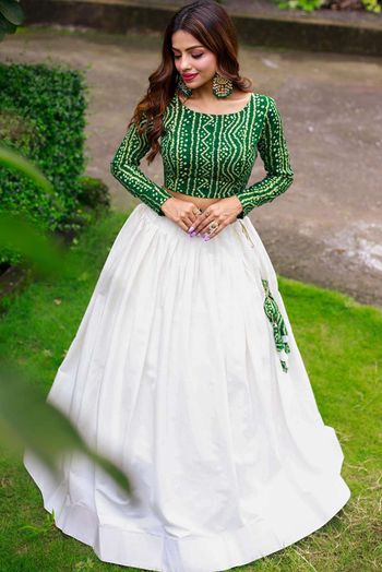 New Arrival Plain Lehenga Choli For Women at Rs.2499/Piece in sambalpur  offer by Sneha Boutique