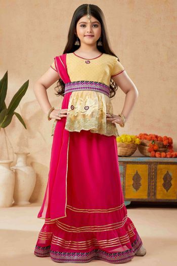 Jamkudi Girls Lehenga Choli Party Wear Embroidered Lehenga, Choli and  Dupatta Set Price in India - Buy Jamkudi Girls Lehenga Choli Party Wear  Embroidered Lehenga, Choli and Dupatta Set online at Flipkart.com