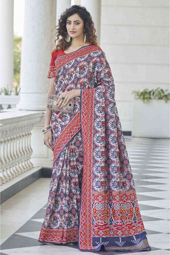 Patola Silk Woven Saree In Navy Blue And White Colour - SR5010106