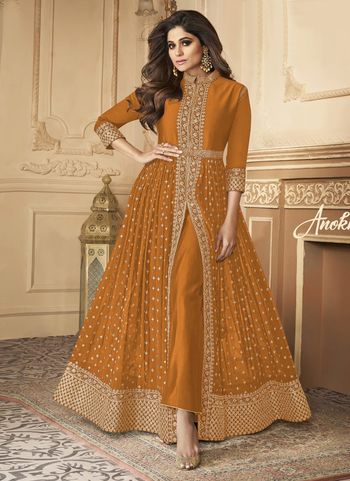 Shamita Shetty Embroidered Georgette Slitted Suit Sm04451044