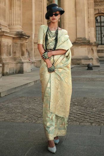Gota Zari Weaving Silk Sarees With Woven Work SR01353264