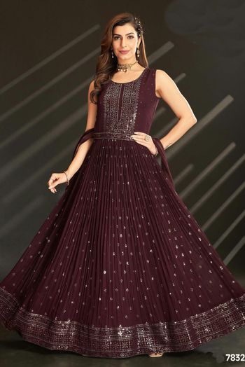 Georgette Thread Work Salwar Kameez SM04470559