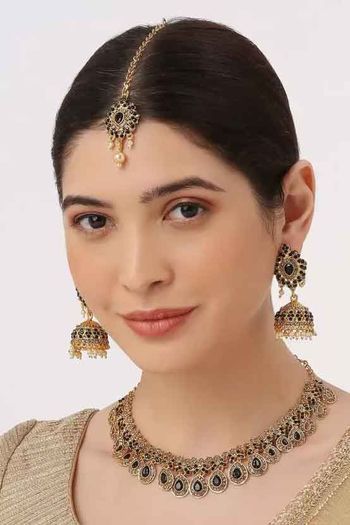 9 Expert Tips To Choose the Perfect Indian Wedding Jewelry – Timeless  Indian Jewelry | Aurus