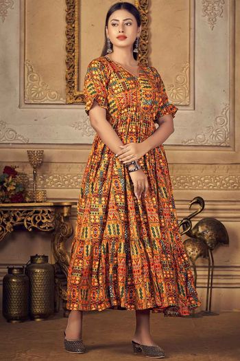 Buy Latest Designer Ladies Kurtis Online in India