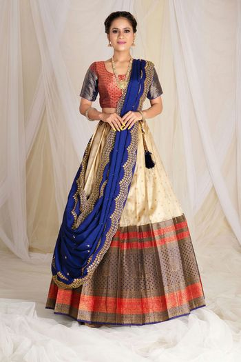 Zari Work Silk Semi Stitched Saree SR02290514