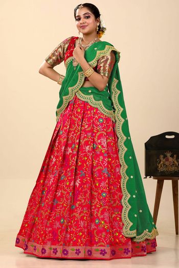 Zari Work Silk Semi Stitched Saree SR02290551