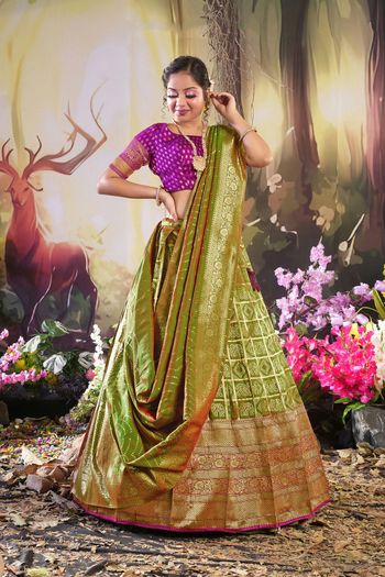 Zari Woven Work Silk Semi Stitched Saree SR02290558