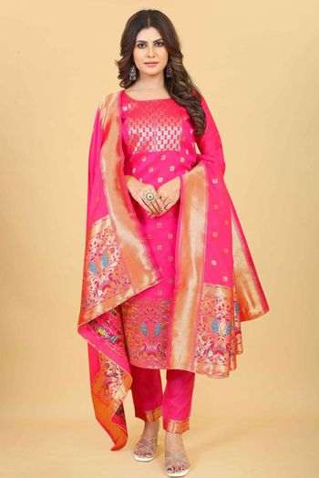 Soft Silk  Thread work Salwar Kameez In Magenta Colour SM05644117