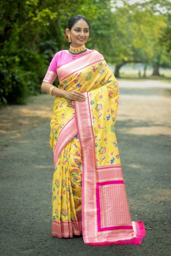 Banarasi Silk Saree with Zari work SR05649350