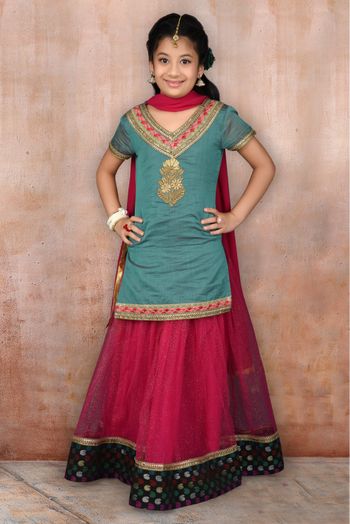 Buy Teen Girls Magenta Georgette Embroidered Lehenga Set Festive Wear  Online at Best Price | Cbazaar