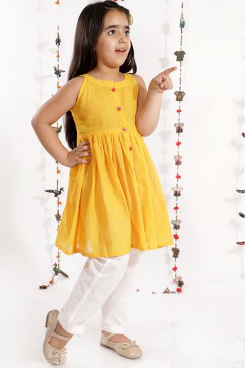 Cotton Woven Kurta And Pant Set In Mustard Colour - GK4351916