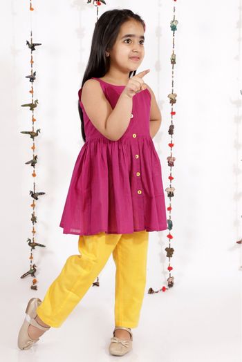 Cotton Woven Kurta And Pant Set In Purple Colour - GK4351917