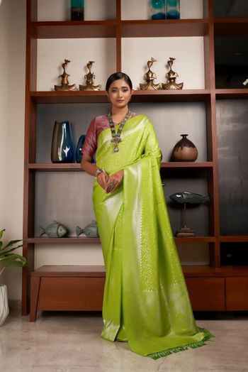 Kanjivaram Silk Woven Saree In Green Colour - SR5411971