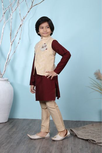 Cotton Silk Kurta Pajama With Jacket In Maroon And Beige Colour - BK2710923