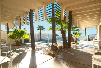 The Getaway Boutique Hotel with Pool, Hot Tub & Scenic Mountain Views image 13