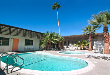 The Getaway Boutique Hotel with Pool, Hot Tub & Scenic Mountain Views image 1