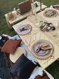 Luxury Picnic On A Horse Farm  image 13