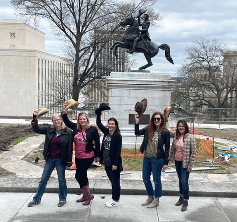 Nashville Nomad Scavenger Hunt & City Tour image 1