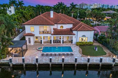 Coral Key: 8-BR Canal-Front Retreat with Pool & Entertainment Spaces for Groups image 10