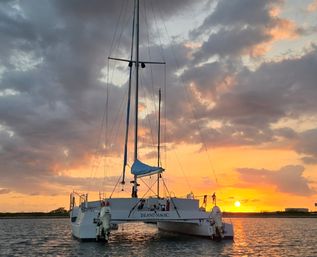 Honolulu Sunset Cruise with Skyline Views: Celebrate Bachelorettes, Birthdays & More image 6