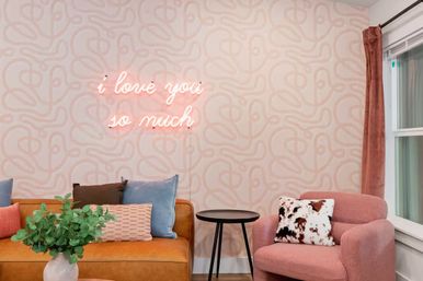 Cowgirl Casa: Pool, Pickleball & Western Barbie Vibes Near Downtown image 20