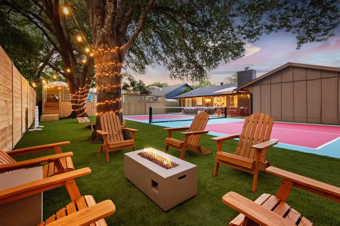 Cowgirl Casa: Pool, Pickleball & Western Barbie Vibes Near Downtown image 1