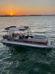 13-Person 29' Aloha Double Decker with Waterslide on Lewisville Lake (BYOB) image