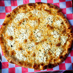 On-Site Pizza Catering: Bring the Pizzeria to Your Party! image 10