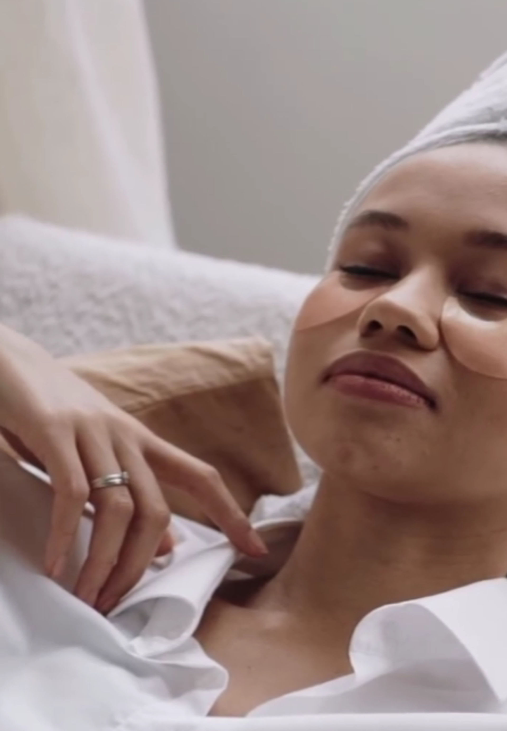 Luxury Glow Facial for Groups: Mobile Service image 2