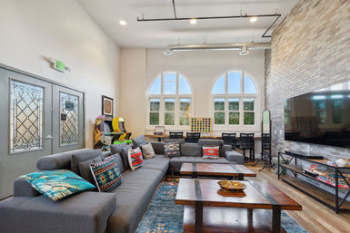Good Life Sanctuary: 9 BR House + Event Space Access image 18