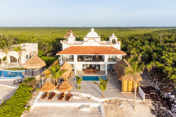 Bella Vita: 8 BR Hacienda-Style Residence with Chef & Staff image 1