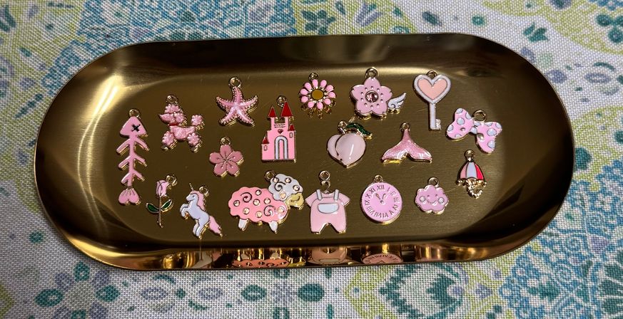 Custom Charm Bar &  Patch It Up: DIY Experience image 17