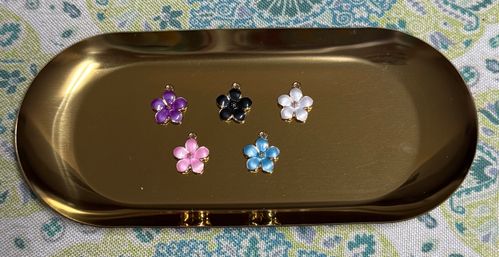 Custom Charm Bar &  Patch It Up: DIY Experience image 22