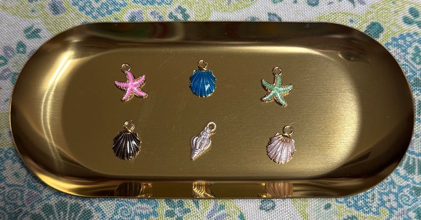 Custom Charm Bar &  Patch It Up: DIY Experience image 14