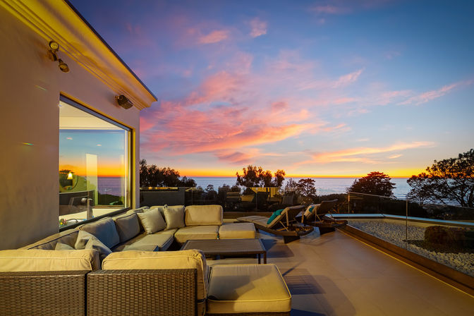 Wander Del Mar: Luxury Ocean-View Escape in Del Mar 5-Bedroom Villa with Pool & Hot Tub image 29
