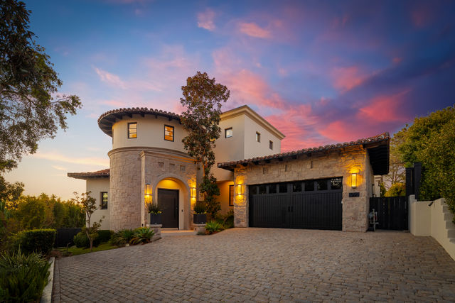 Wander Del Mar: Luxury Ocean-View Escape in Del Mar 5-Bedroom Villa with Pool & Hot Tub image 3