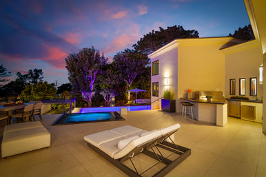 Wander Del Mar: Luxury Ocean-View Escape in Del Mar 5-Bedroom Villa with Pool & Hot Tub image 23
