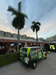 Rolling Greens Mobile Golf Simulator image 2