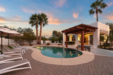 Entertainers Paradise: Arcade, Golf Sim, Pickleball, Theater, Gym + Swim-Up Pool Bar image 1