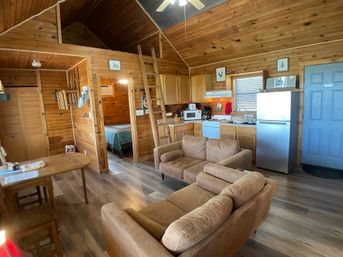 Walnut Canyon Cabins: 7 Scenic Cabins in Hill Country + Wildlife Views image 32