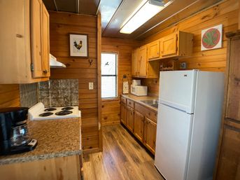 Walnut Canyon Cabins: 7 Scenic Cabins in Hill Country + Wildlife Views image 50