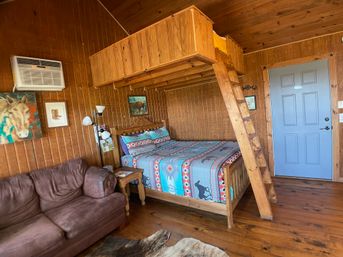 Walnut Canyon Cabins: 7 Scenic Cabins in Hill Country + Wildlife Views image 18