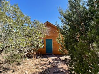 Walnut Canyon Cabins: 7 Scenic Cabins in Hill Country + Wildlife Views image 6